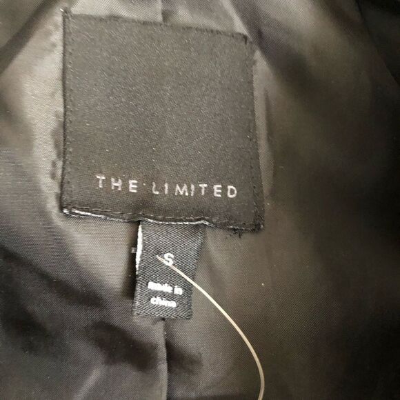 THE LIMITED WOMEN'S JACKET/ BLAZER SIZE SMALL BLACK FLORAL EMBOSSED QUILTED - Picture 8 of 9